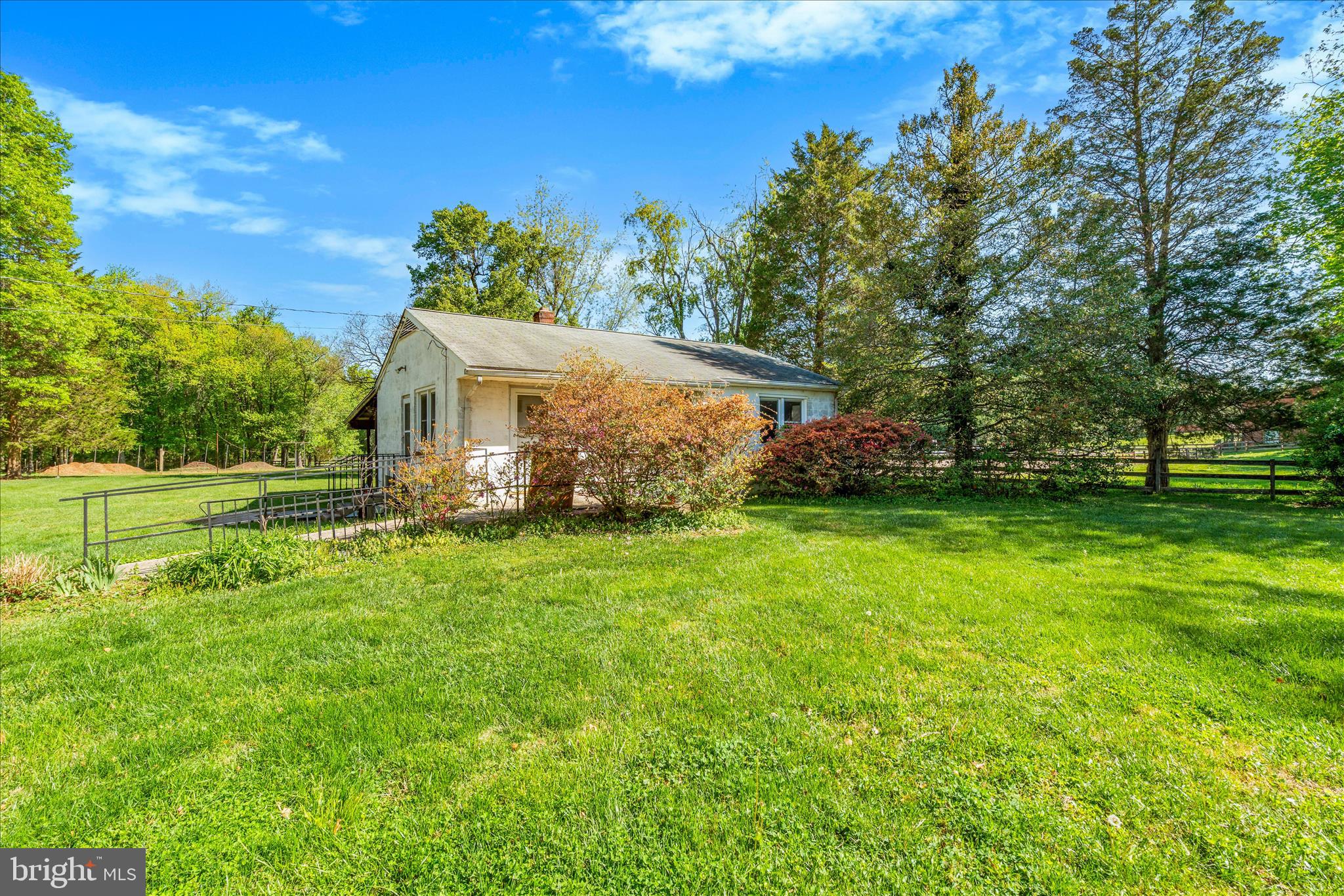 5301 Brookeville Road Gaithersburg, MD 20882 - Photo 16 of 25 Gallery Image 16