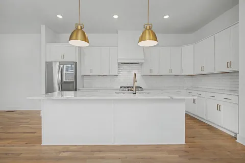 $575,000 | 1909 A 15th Avenue North, Nashville, TN 37208