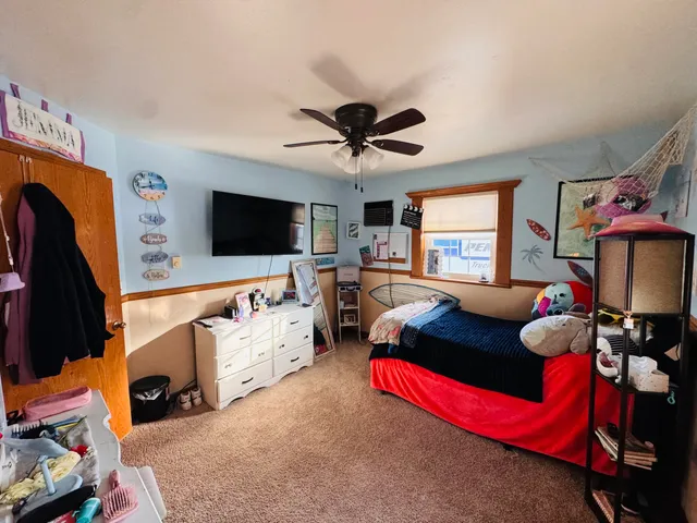 $389,900 | 906 Villa Park Drive, West Bend, WI 53090