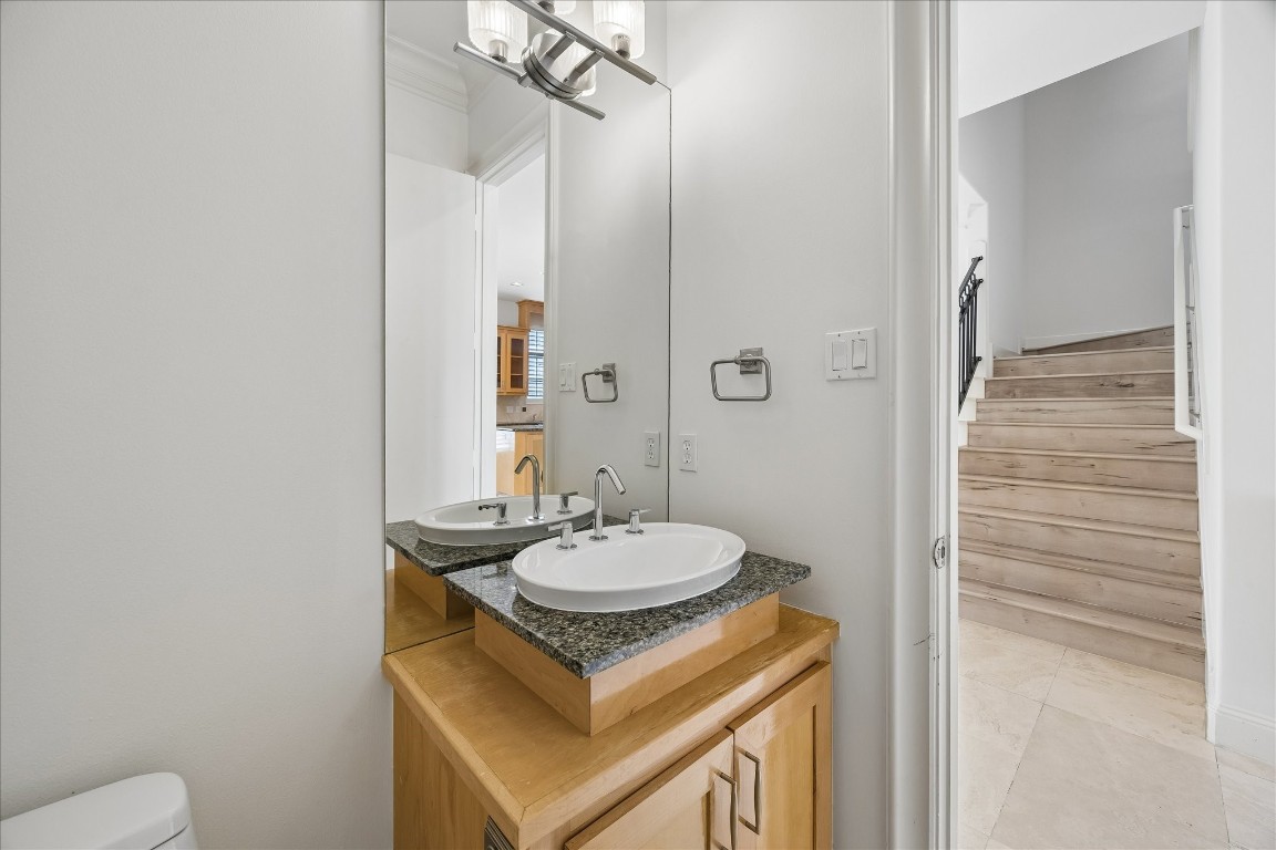 6906 Sewanee Street Houston, TX 77025 - Photo 11 of 30