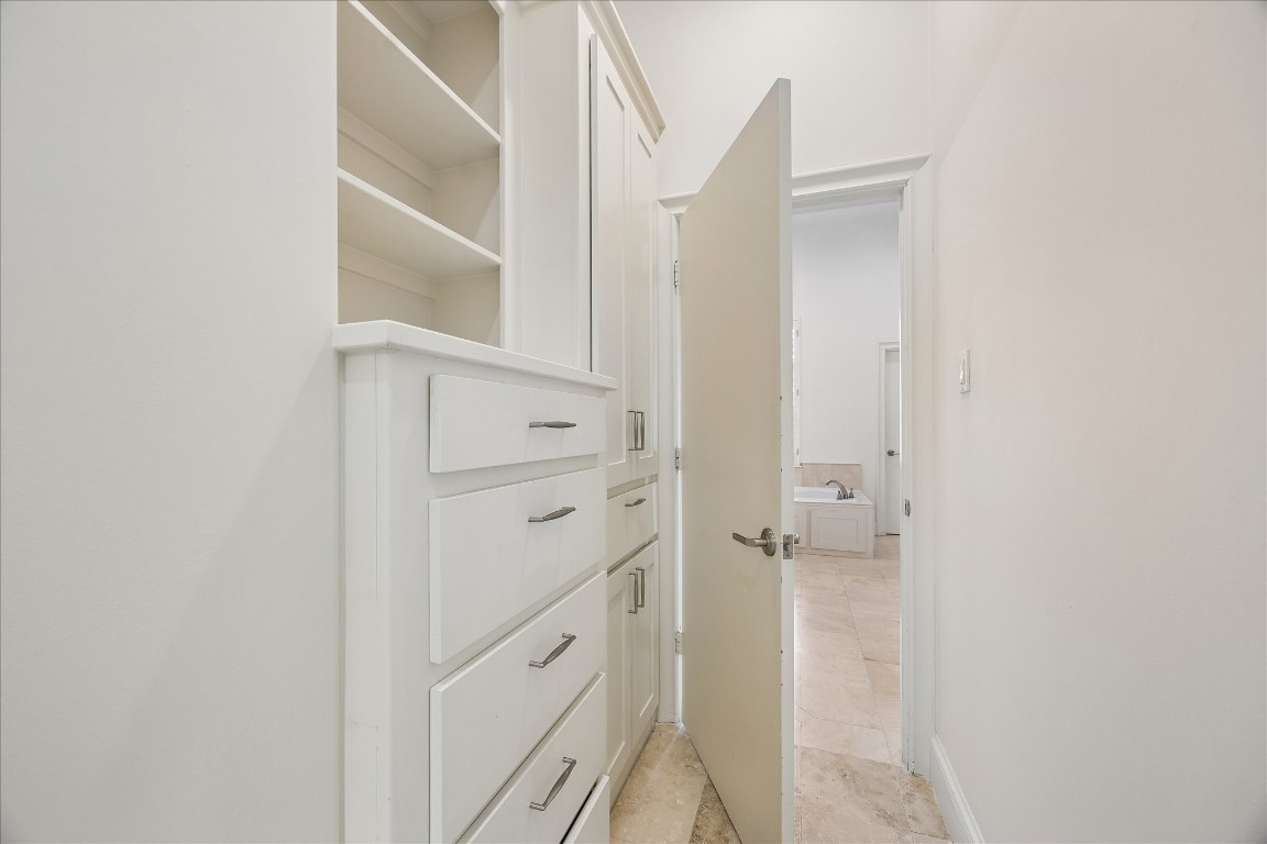 6906 Sewanee Street Houston, TX 77025 - Photo 18 of 30