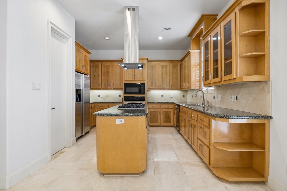 6906 Sewanee Street Houston, TX 77025 - Photo 8 of 30