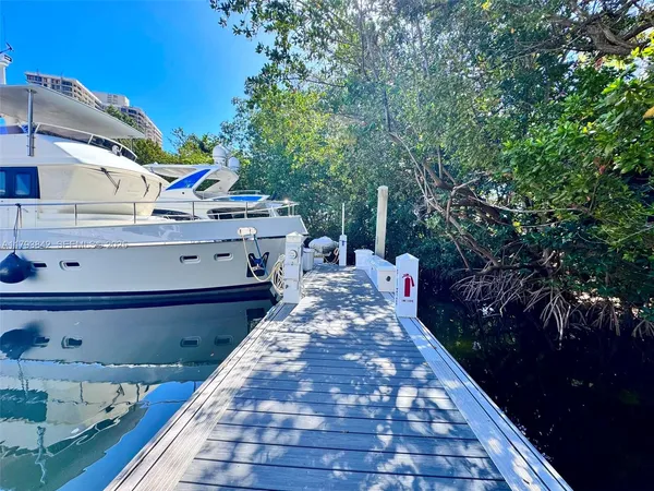 $475,000 | 3575 Mystic Pointe Drive, Aventura, FL 33180