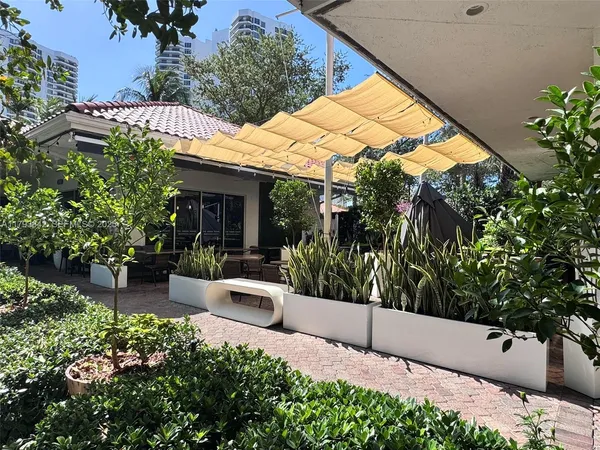 $475,000 | 3575 Mystic Pointe Drive, Aventura, FL 33180