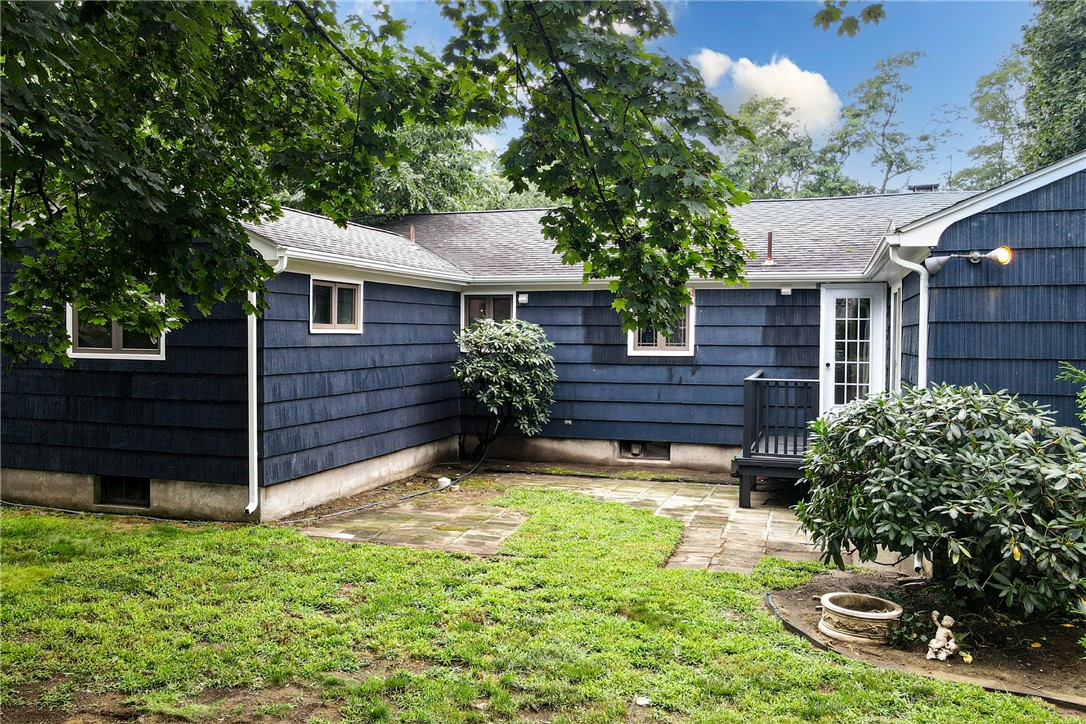 123 Lockhaven Road Warwick, RI 02889 - Photo 5 of 29 Gallery Image 5