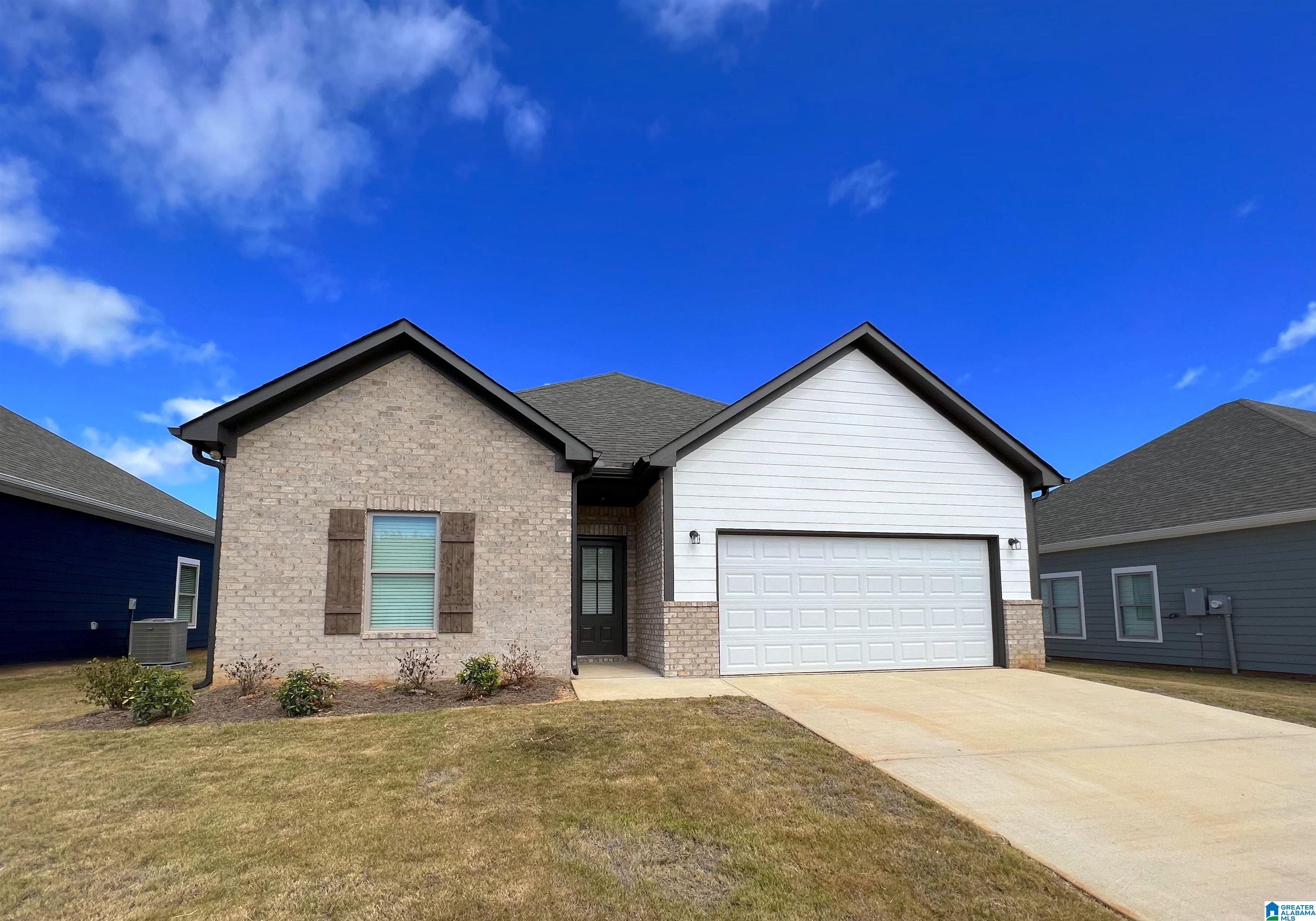 100 Avalon Way Clanton, AL 35045 - Photo 3 of 40