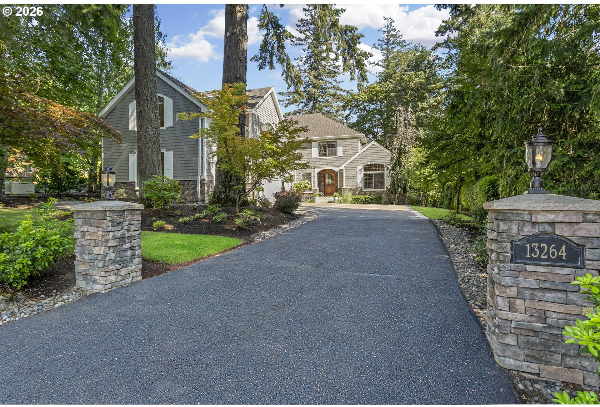 13264 Goodall Road Lake Oswego, OR 97034 - Photo 45 of 46 Exterior