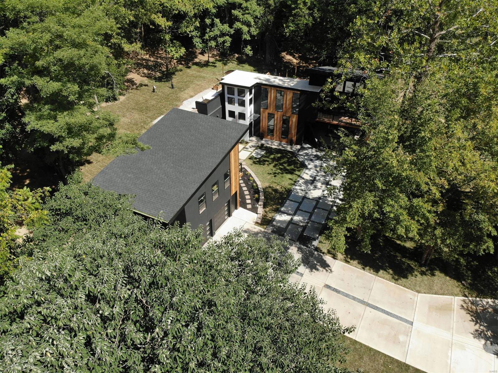 30 Country Lane Wood River, IL 62095 - Photo 19 of 49