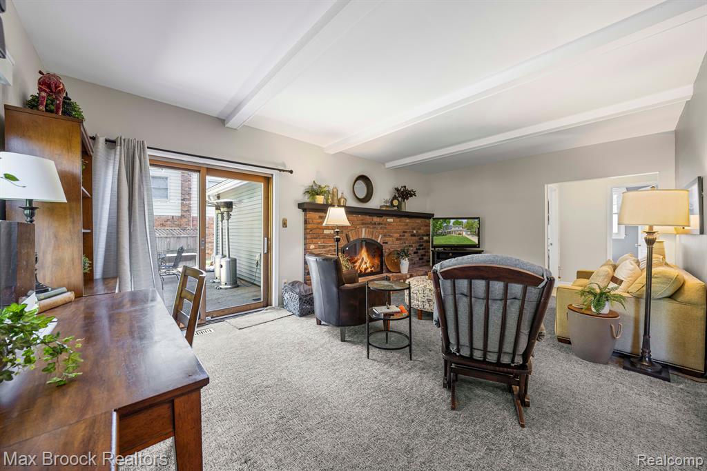 29884 Fox Grove Road Farmington Hills, MI 48334 - Photo 20 of 64