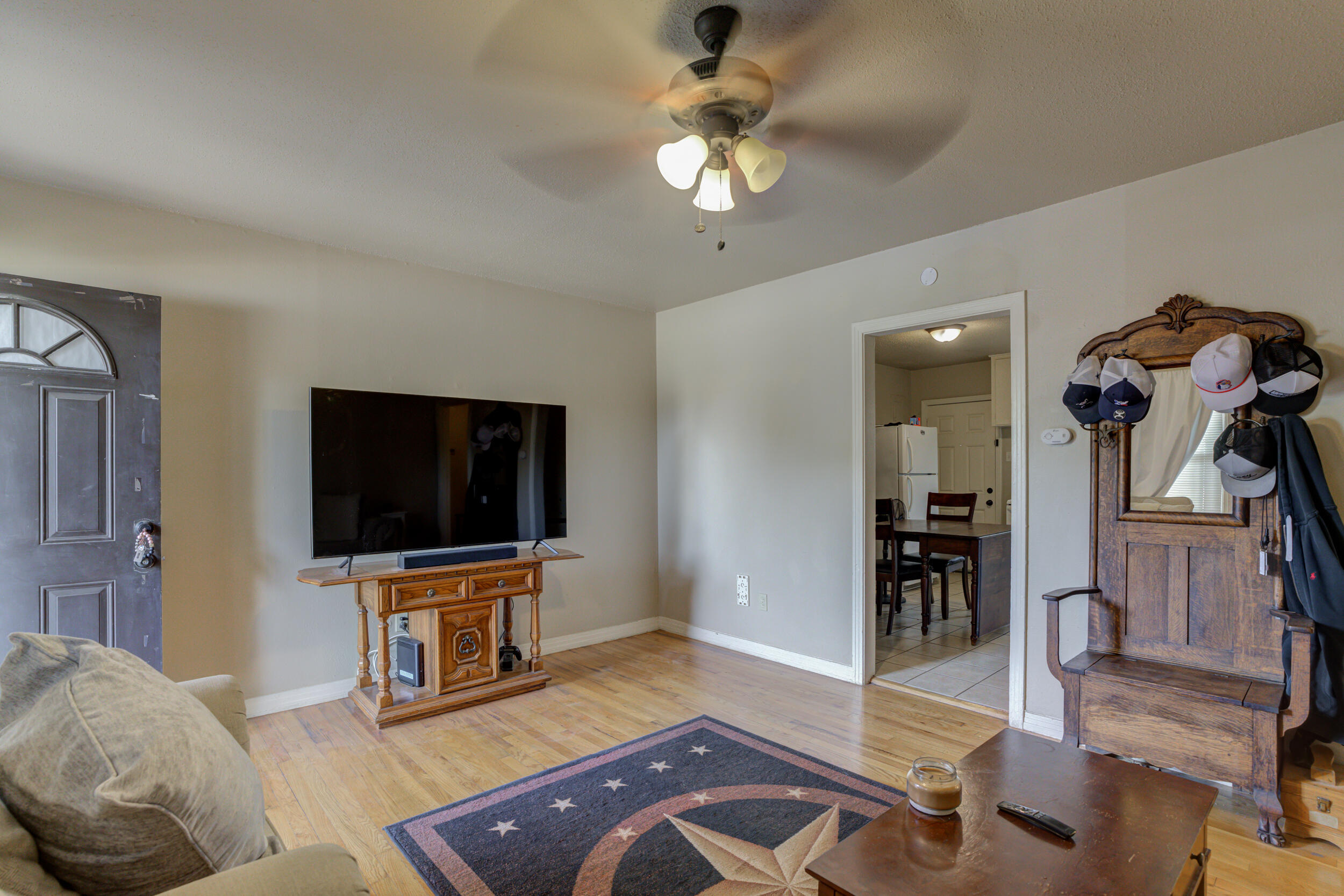 2706 37th Street Lubbock, TX 79413 - Photo 17 of 19 2706-37th-St_Lubbock-TX_15_Living-Room