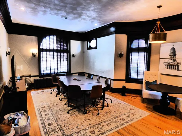 $1,650,000 | 4512 West Pine Boulevard, St. Louis, MO 63108
