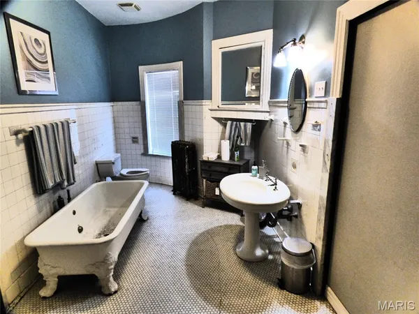 $1,650,000 | 4512 West Pine Boulevard, St. Louis, MO 63108