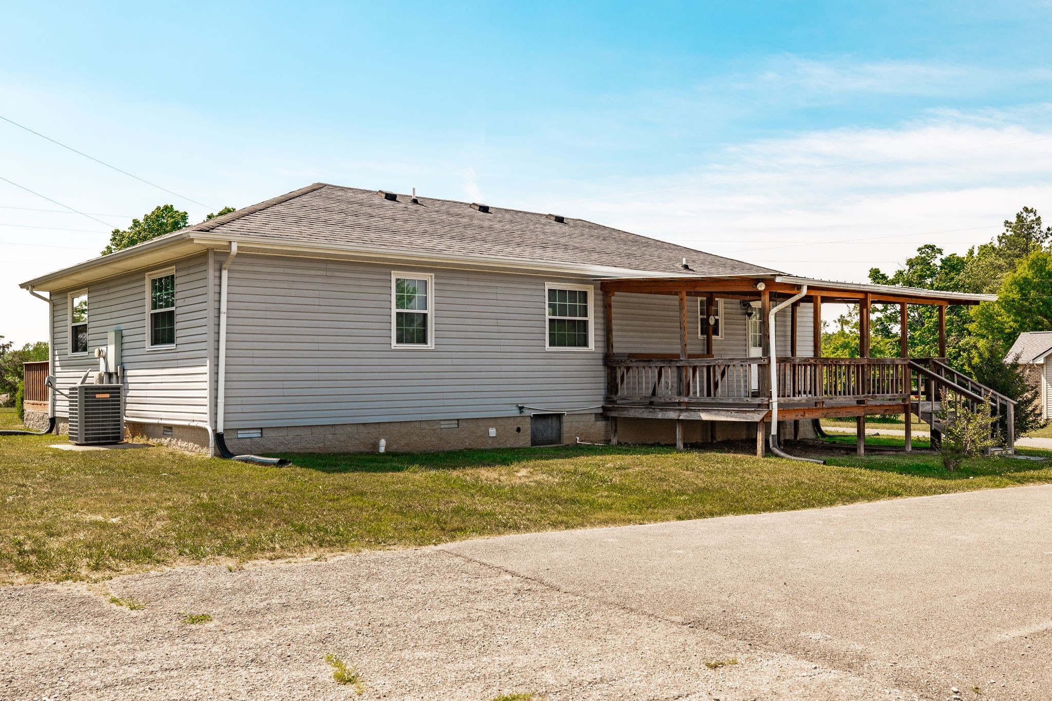 1212 Mt Vernon Road Bethpage, TN 37022 - Photo 14 of 48