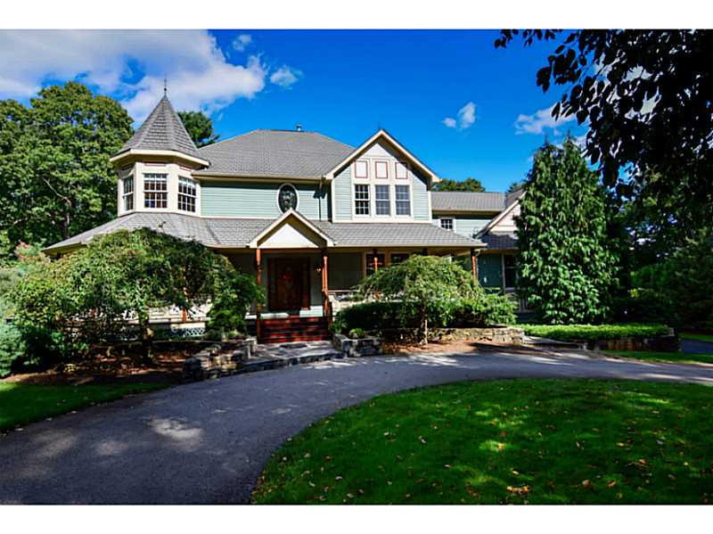 396 Love Lane Warwick, RI 02818 - Photo 1 of 38 Exterior Front.