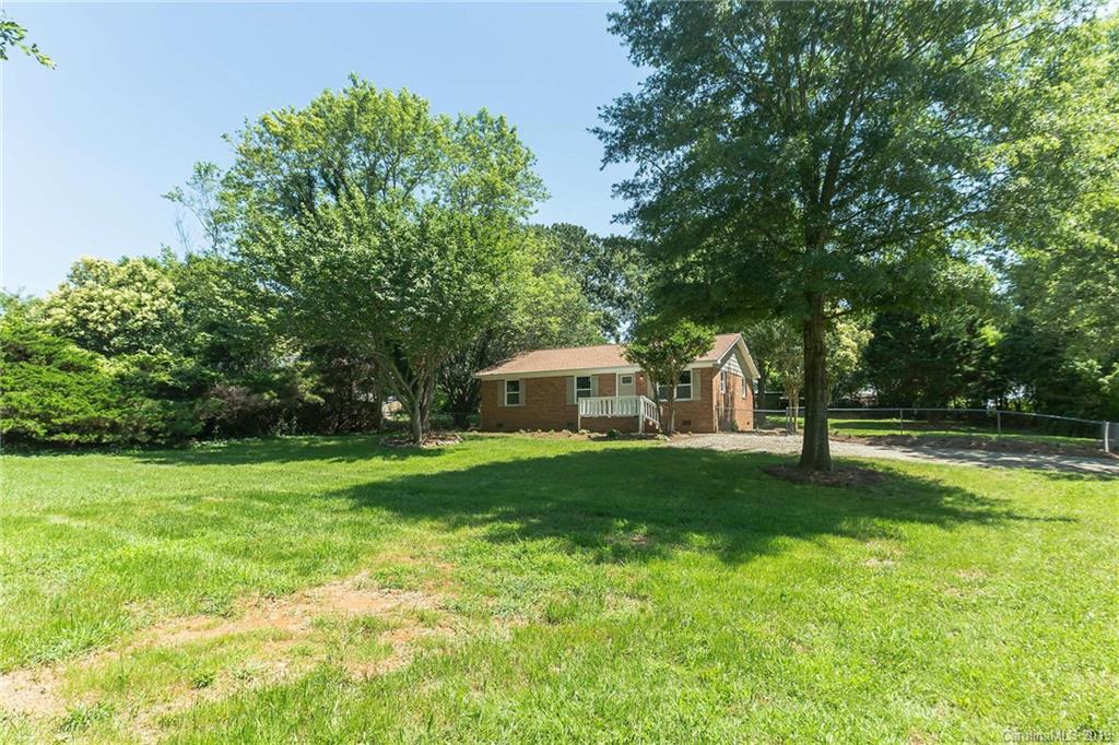 200 Rexford Road Matthews, NC 28104 - Photo 20 of 24 Gallery Image 20