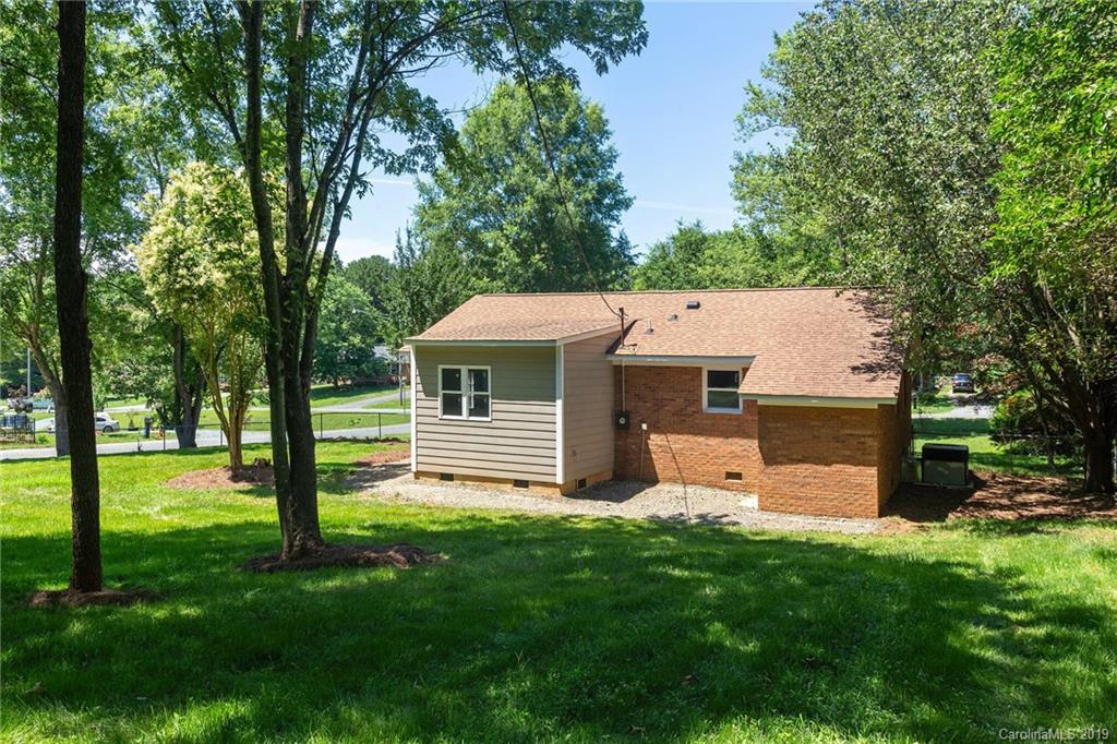 200 Rexford Road Matthews, NC 28104 - Photo 24 of 24 Gallery Image 24