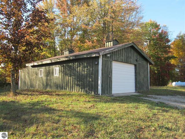 17204 23 Mile Road Tustin, MI 49688 - Photo 33 of 41 33
