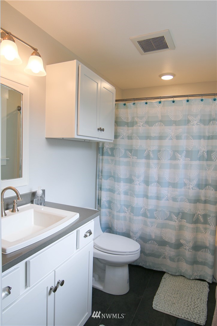 8936 179th Place Southwest Edmonds, WA 98026 - Photo 12 of 15 Gallery Image 12