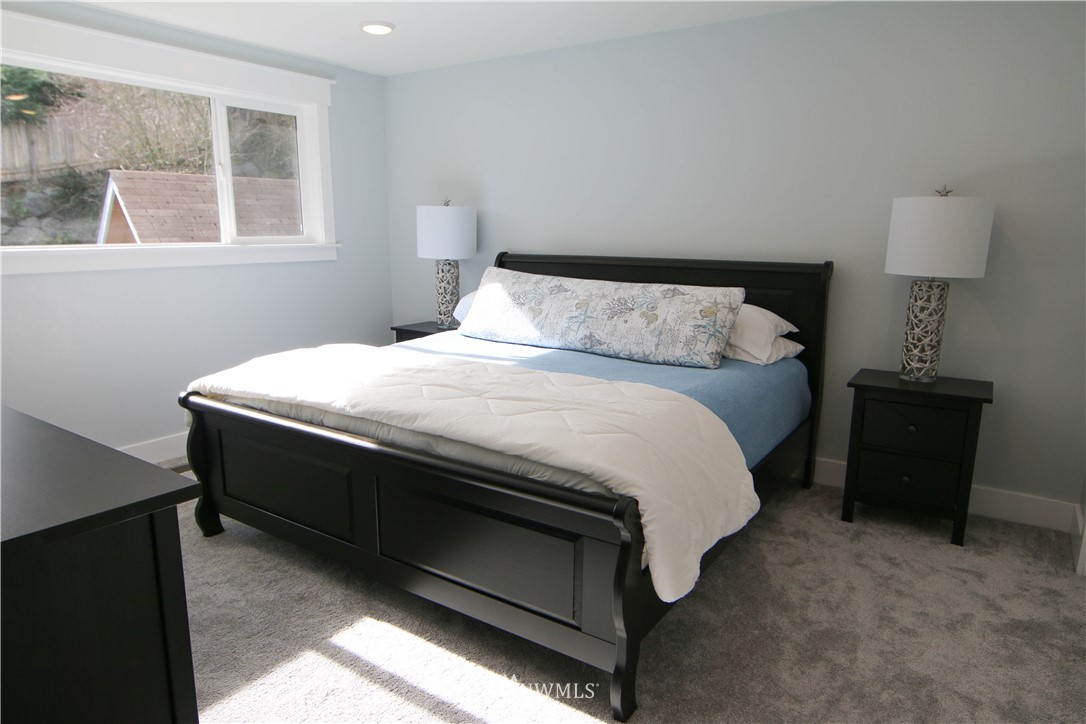 8936 179th Place Southwest Edmonds, WA 98026 - Photo 7 of 15 Gallery Image 7