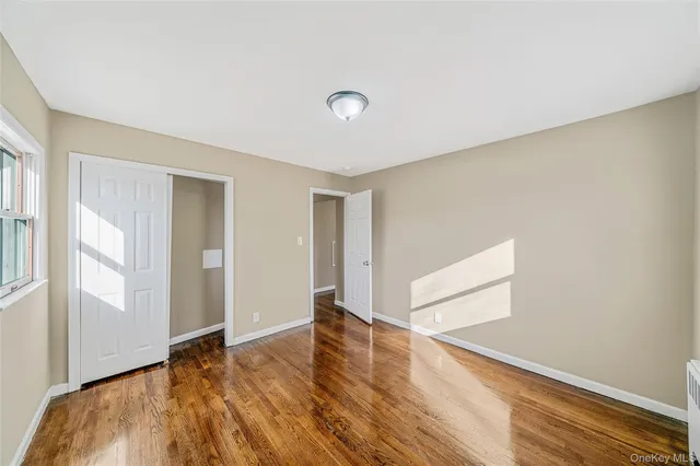 $699,000 | 266 West 16th Street, Deer Park, NY 11729