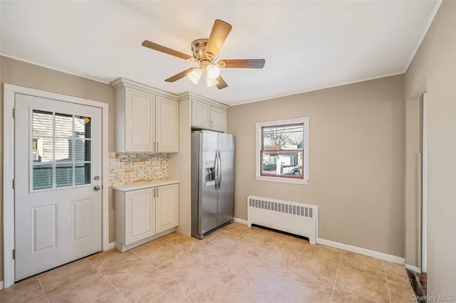 $699,000 | 266 West 16th Street, Deer Park, NY 11729