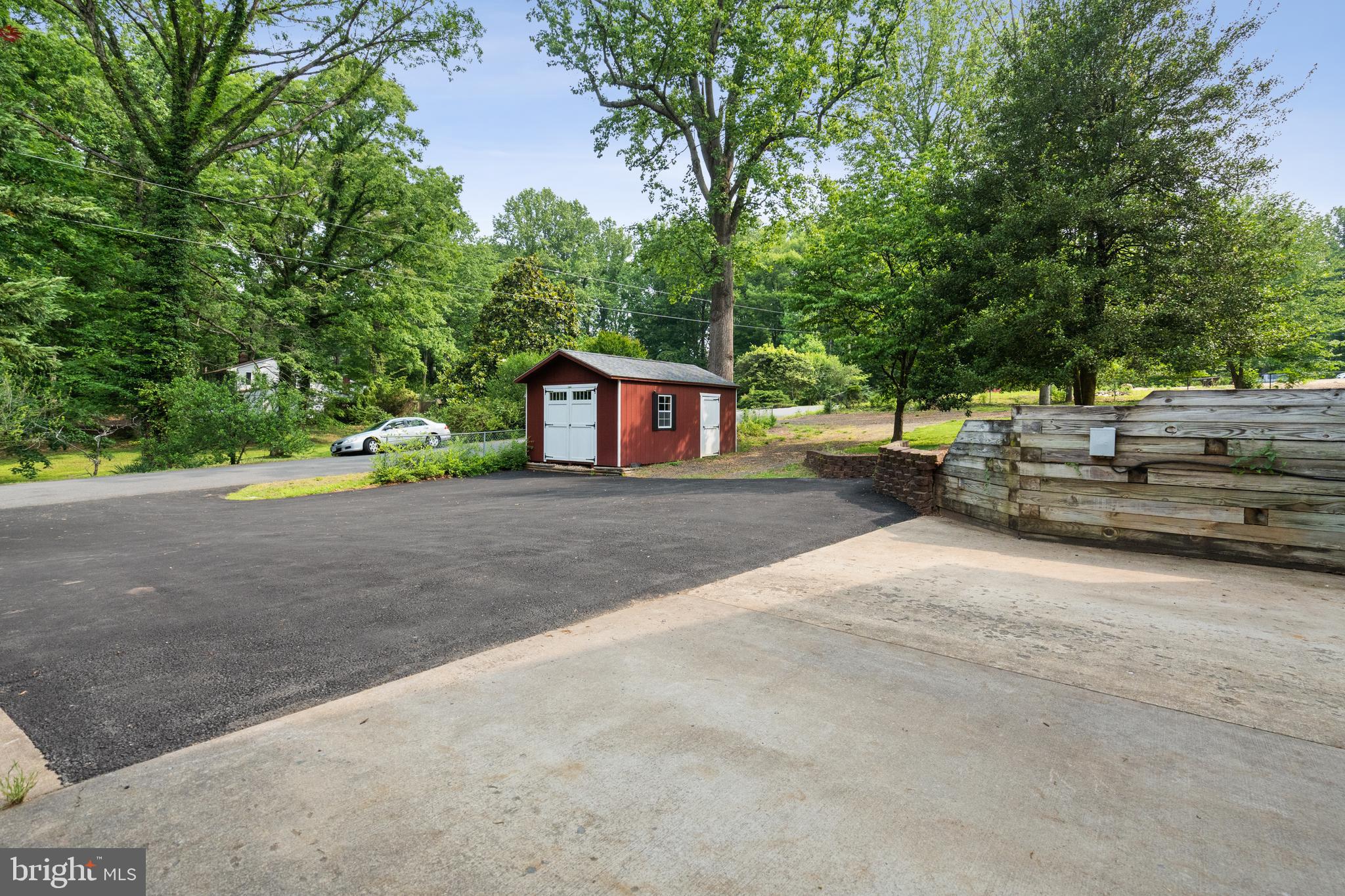 13405 Kahns Road Manassas, VA 20112 - Photo 30 of 35 Gallery Image 30