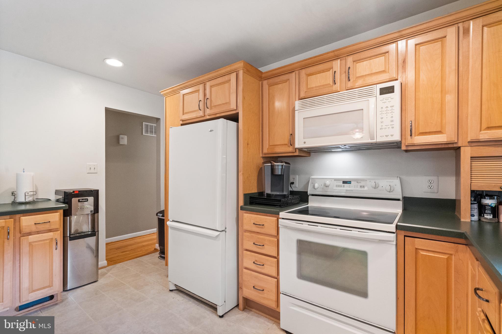 13405 Kahns Road Manassas, VA 20112 - Photo 10 of 35 Gallery Image 10