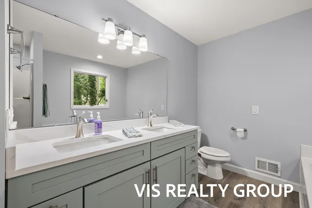 $649,900 | 15130 Wildfield Drive, Spring Lake, MI 49456