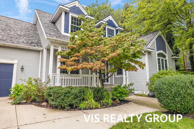 $649,900 | 15130 Wildfield Drive, Spring Lake, MI 49456