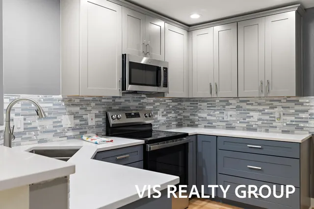 $649,900 | 15130 Wildfield Drive, Spring Lake, MI 49456