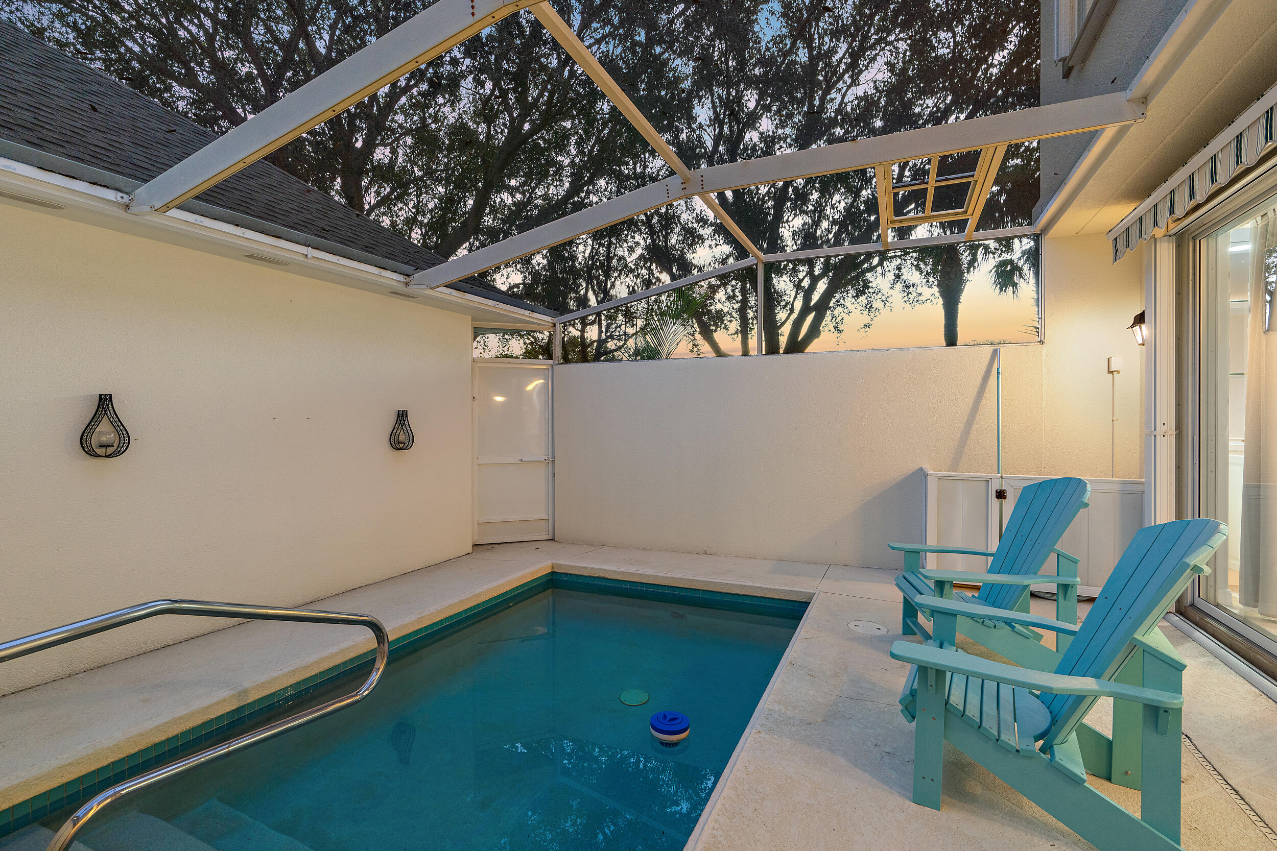 264 Murray Court Jupiter, FL 33458 - Photo 24 of 37 Swimming Pool & Screened In Patio