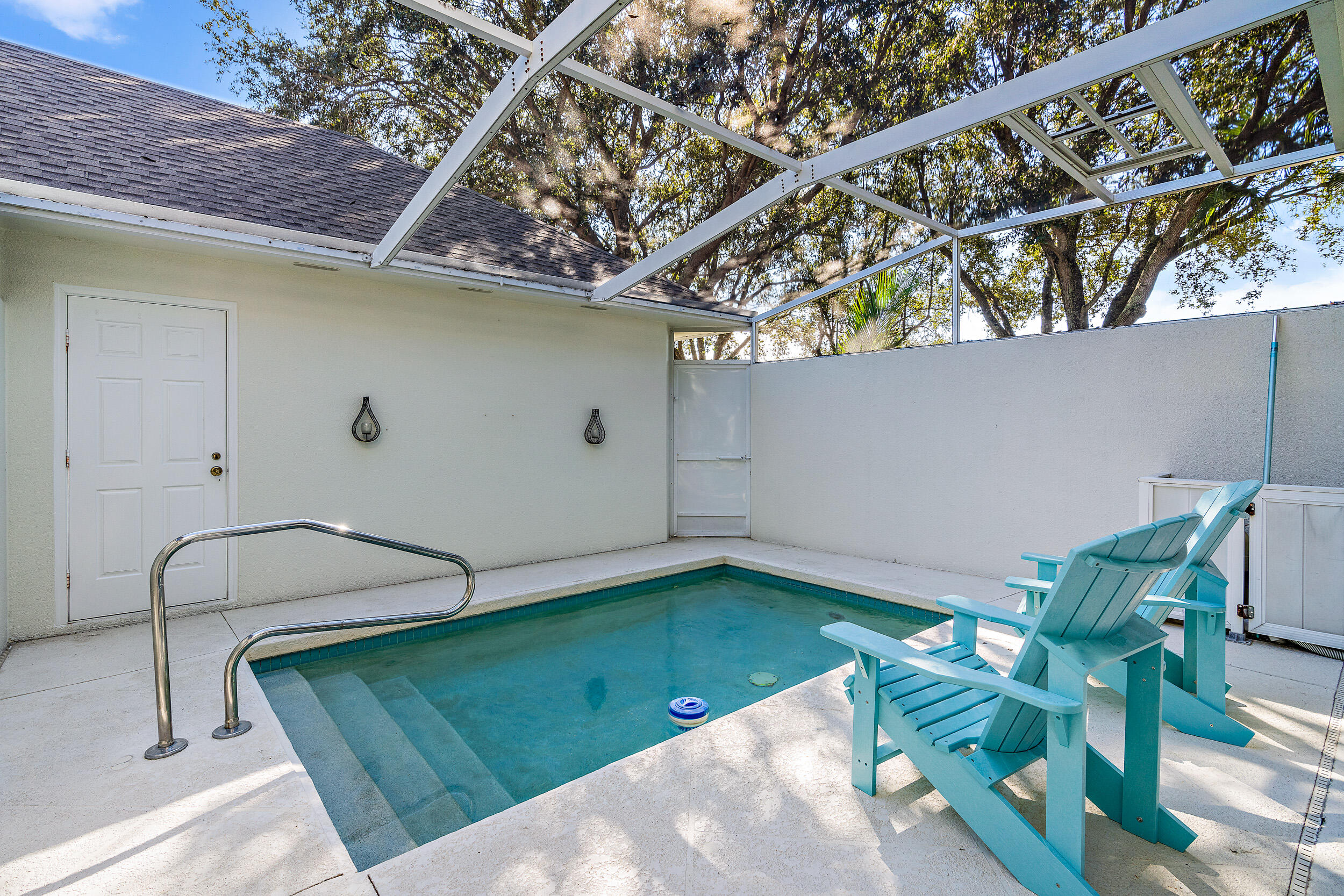 264 Murray Court Jupiter, FL 33458 - Photo 25 of 37 Pool & Screened in Patio