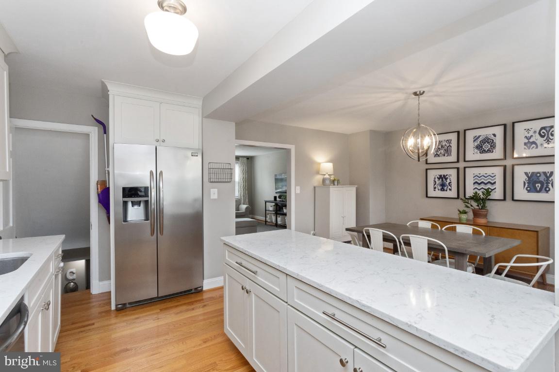 346 Stratford Road Baltimore, MD 21228 - Photo 16 of 34