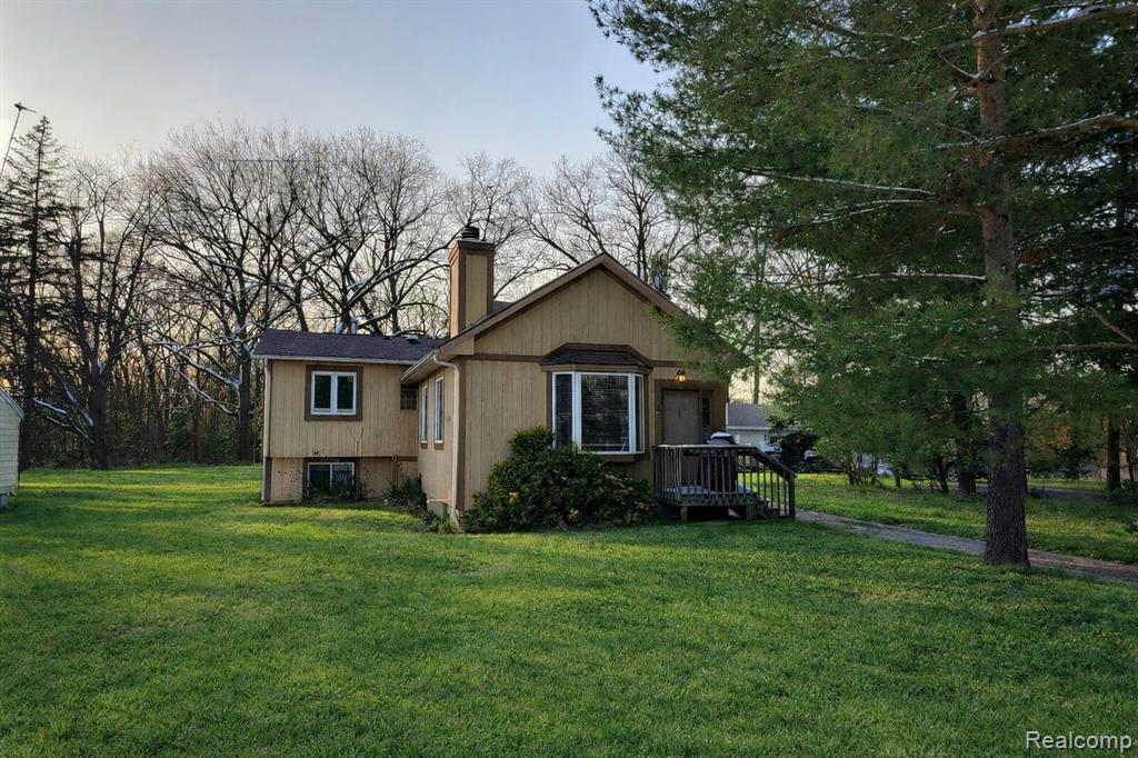 15122 Ripple Drive Linden, MI 48451 - Photo 1 of 21 Gallery Image 1