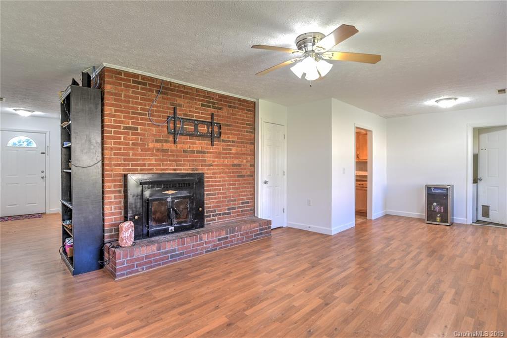 40 Moody Road, Unit 2 Asheville, NC 28806 - Photo 14 of 35 Gallery Image 14