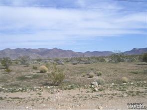3690 North Avra Road Golden Valley, AZ 86413 - Photo 1 of 3 a view of lake with mountain