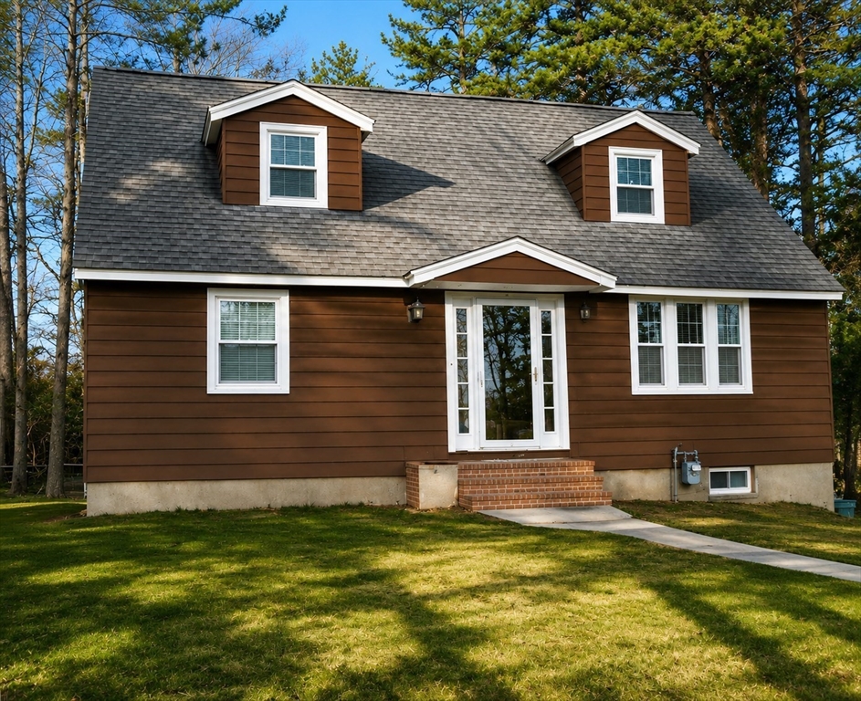 36 Middlesex Road Tyngsborough, MA 01879 - Photo 1 of 12