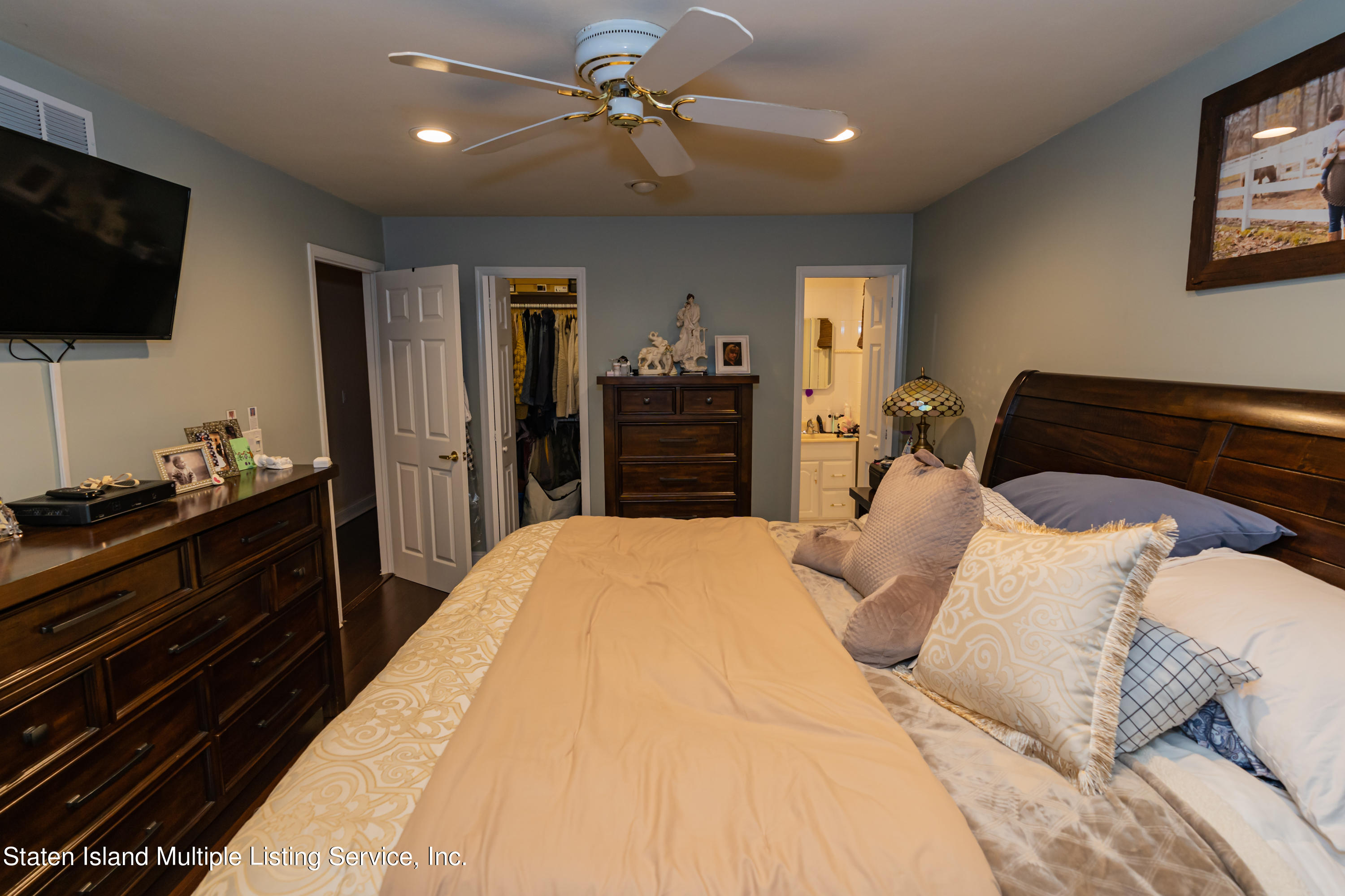 449 Annadale Road Staten Island, NY 10312 - Photo 12 of 39 DSC02816