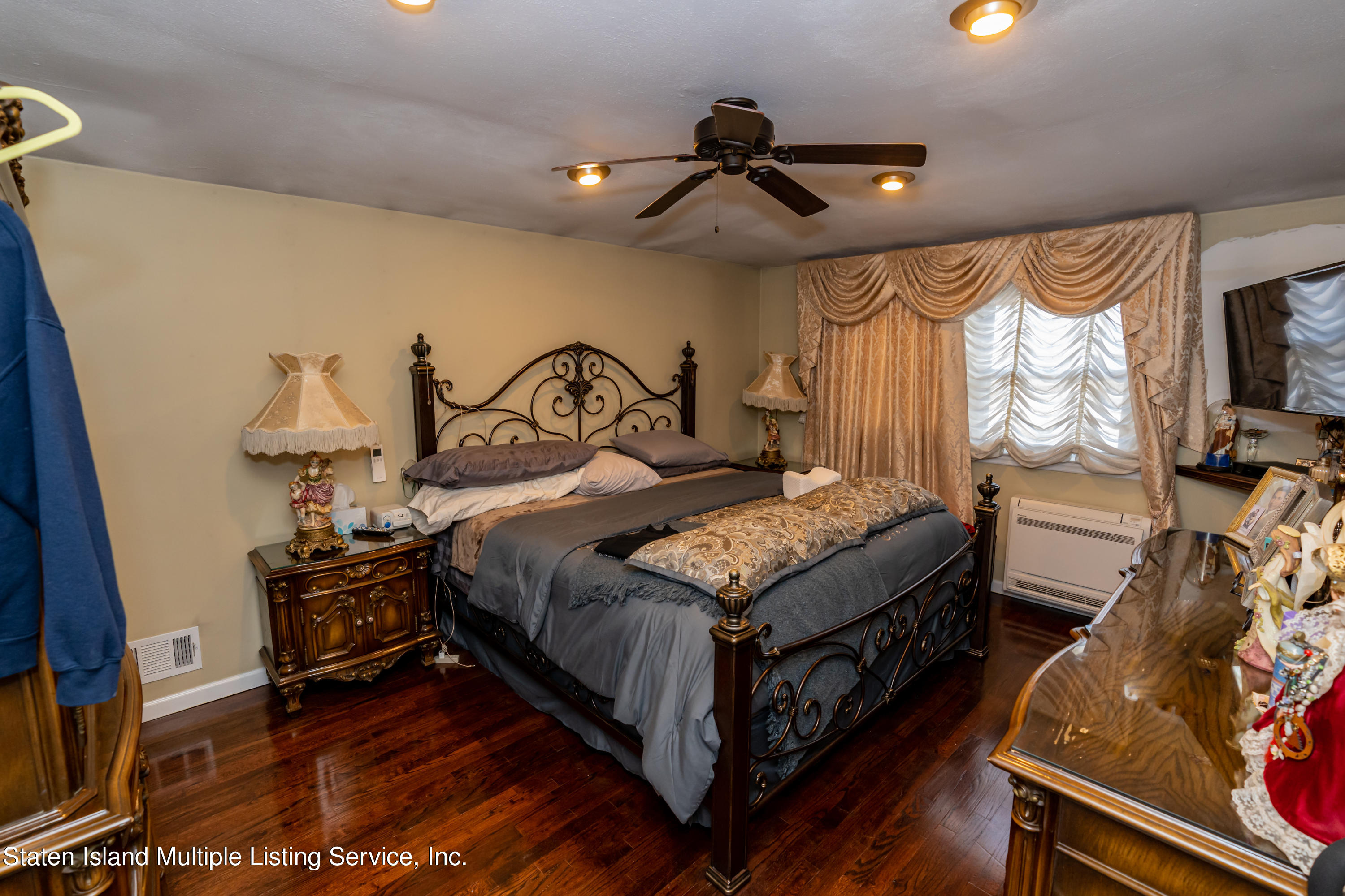 449 Annadale Road Staten Island, NY 10312 - Photo 25 of 39 DSC02997