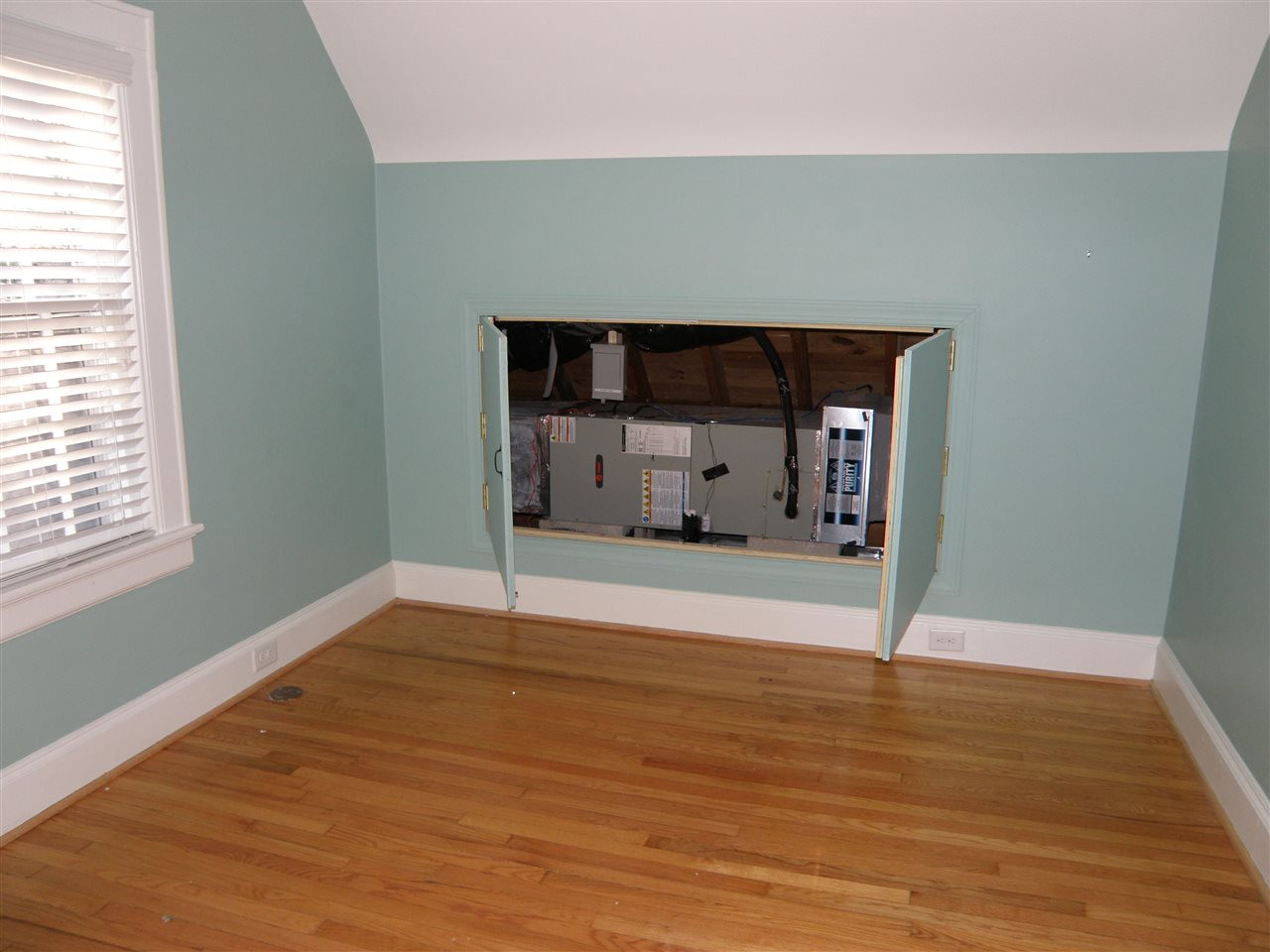 2625 Van Dyke Avenue Raleigh, NC 27607 - Photo 19 of 30 Photo 19