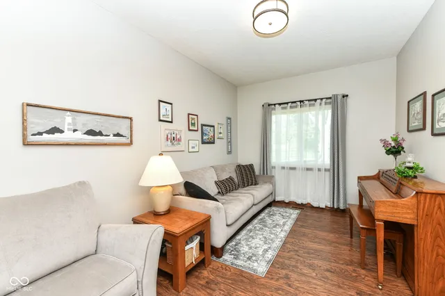 $339,000 | 913 Timber Creek Drive, Indianapolis, IN 46239