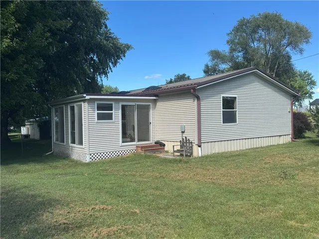 $159,900 | 121 Sycamore Street, Clearmont, MO 64431