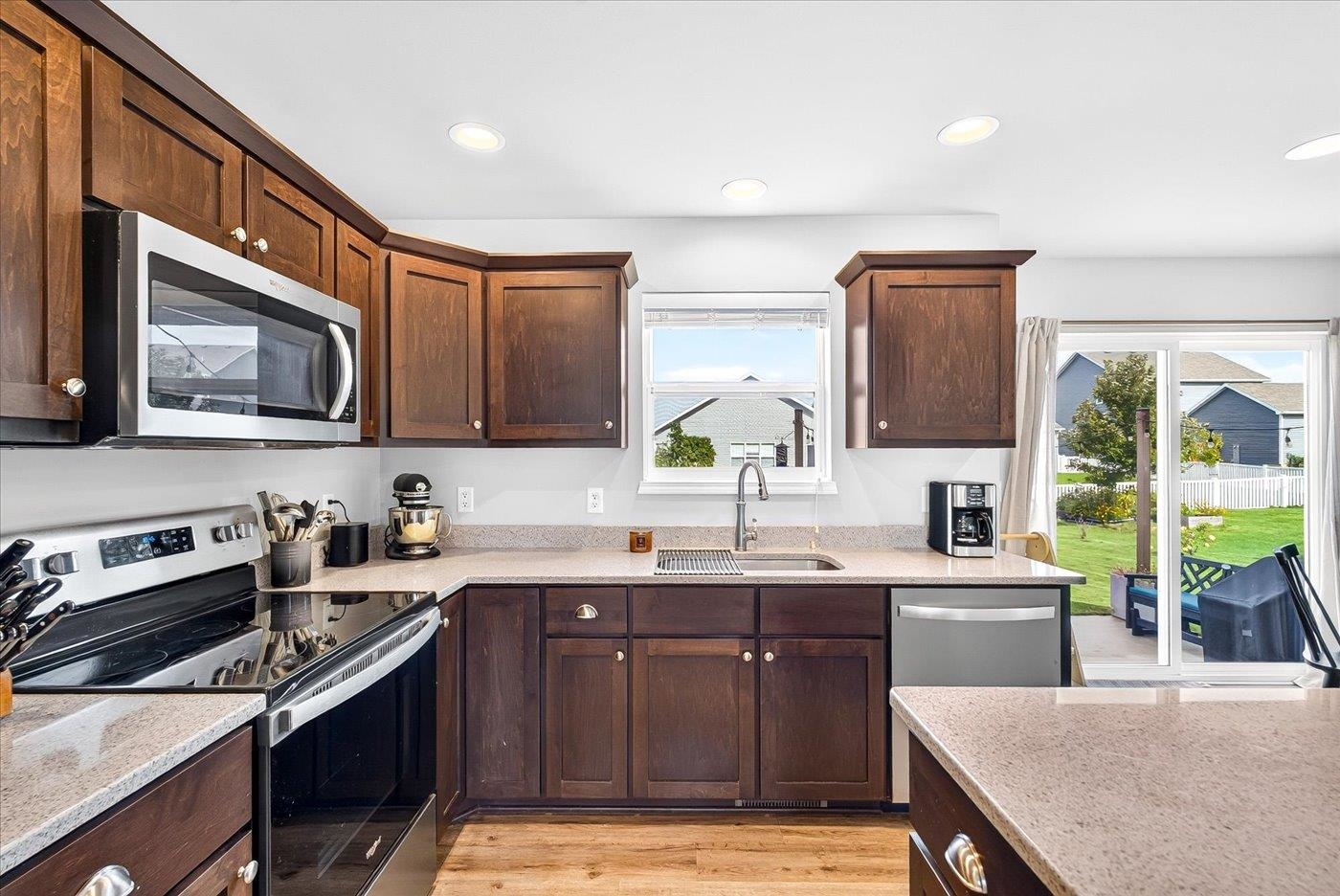 618 Prospect Road Waunakee, WI 53597 - Photo 15 of 52 Gallery Image 15