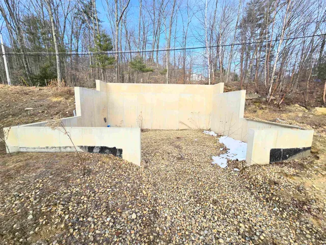 $299,900 | 200 Hemlock Drive, Gilmanton, NH 03237