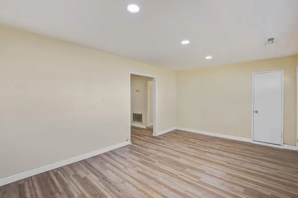 $259,900 | 5918 Griffin Street, Hanahan, SC 29410