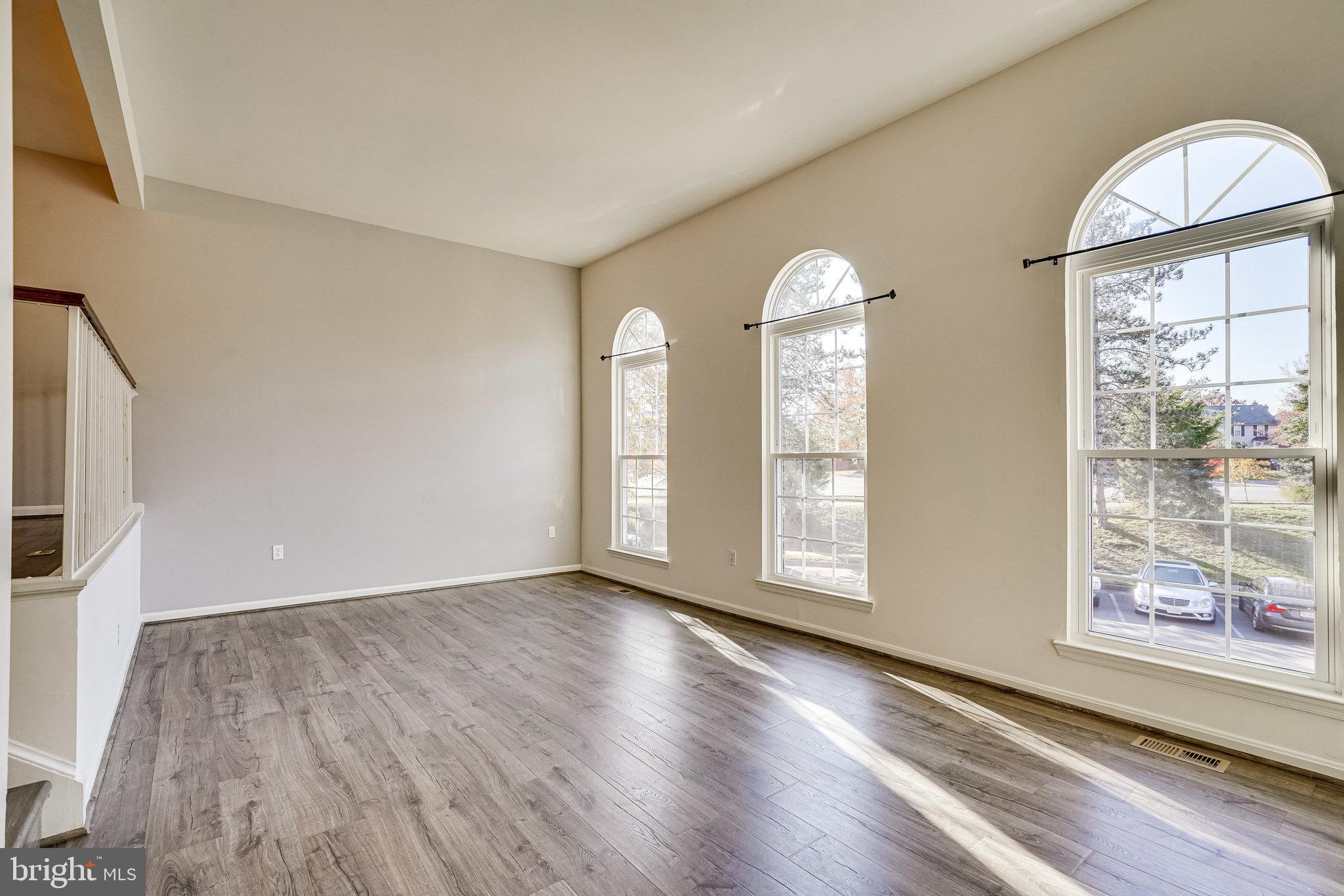 44021 Gala Circle Ashburn, VA 20147 - Photo 11 of 65