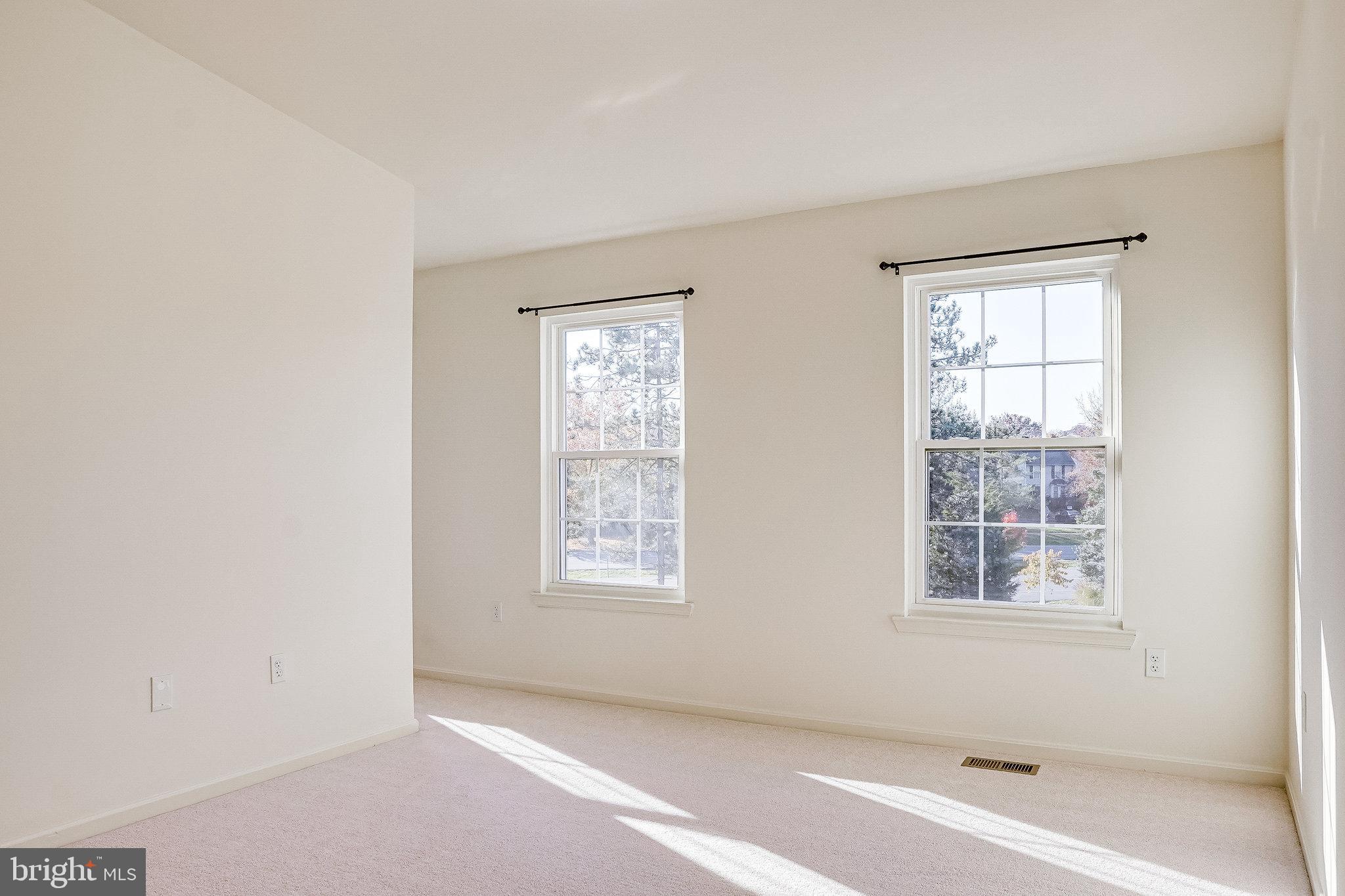 44021 Gala Circle Ashburn, VA 20147 - Photo 35 of 65