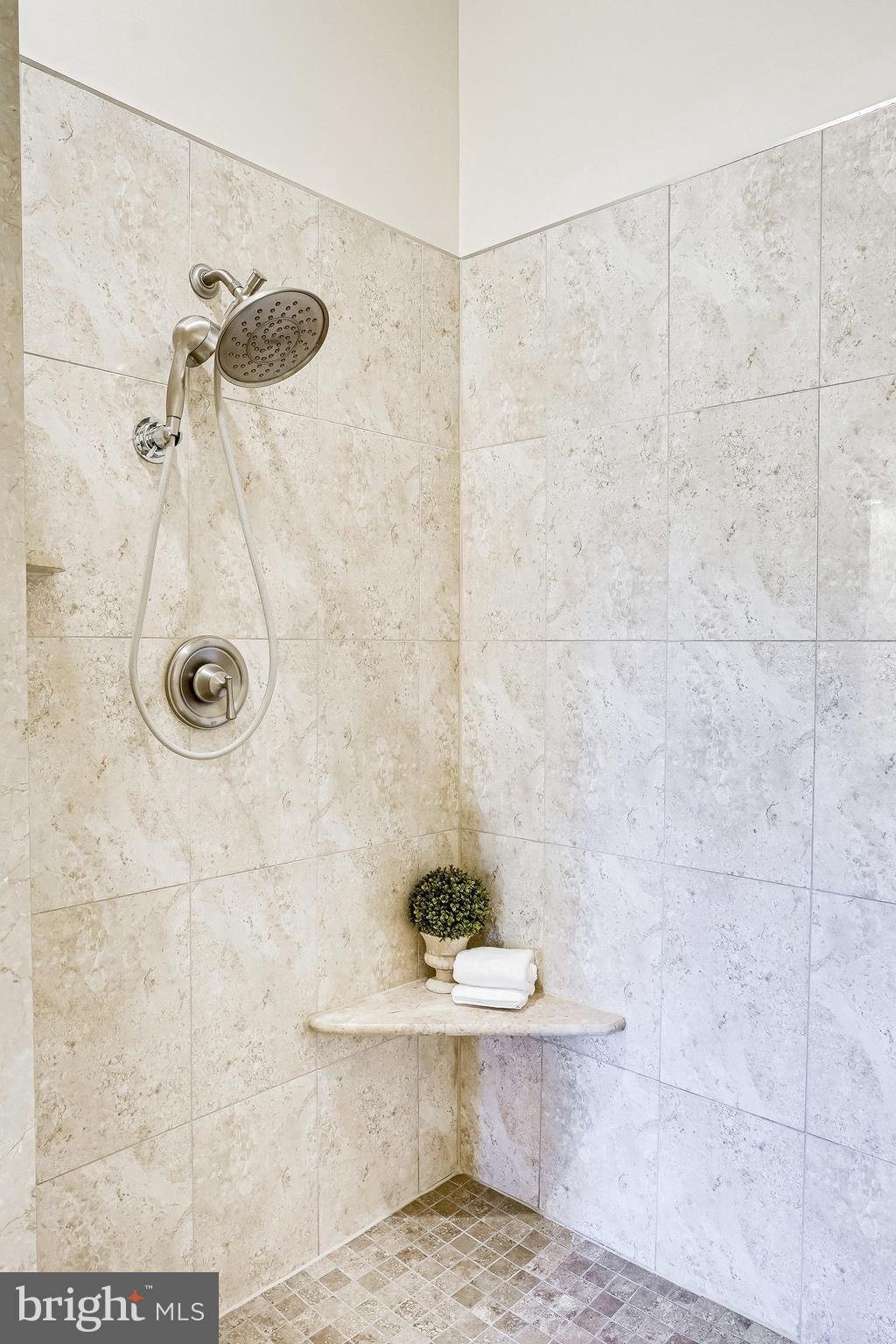 44021 Gala Circle Ashburn, VA 20147 - Photo 45 of 65