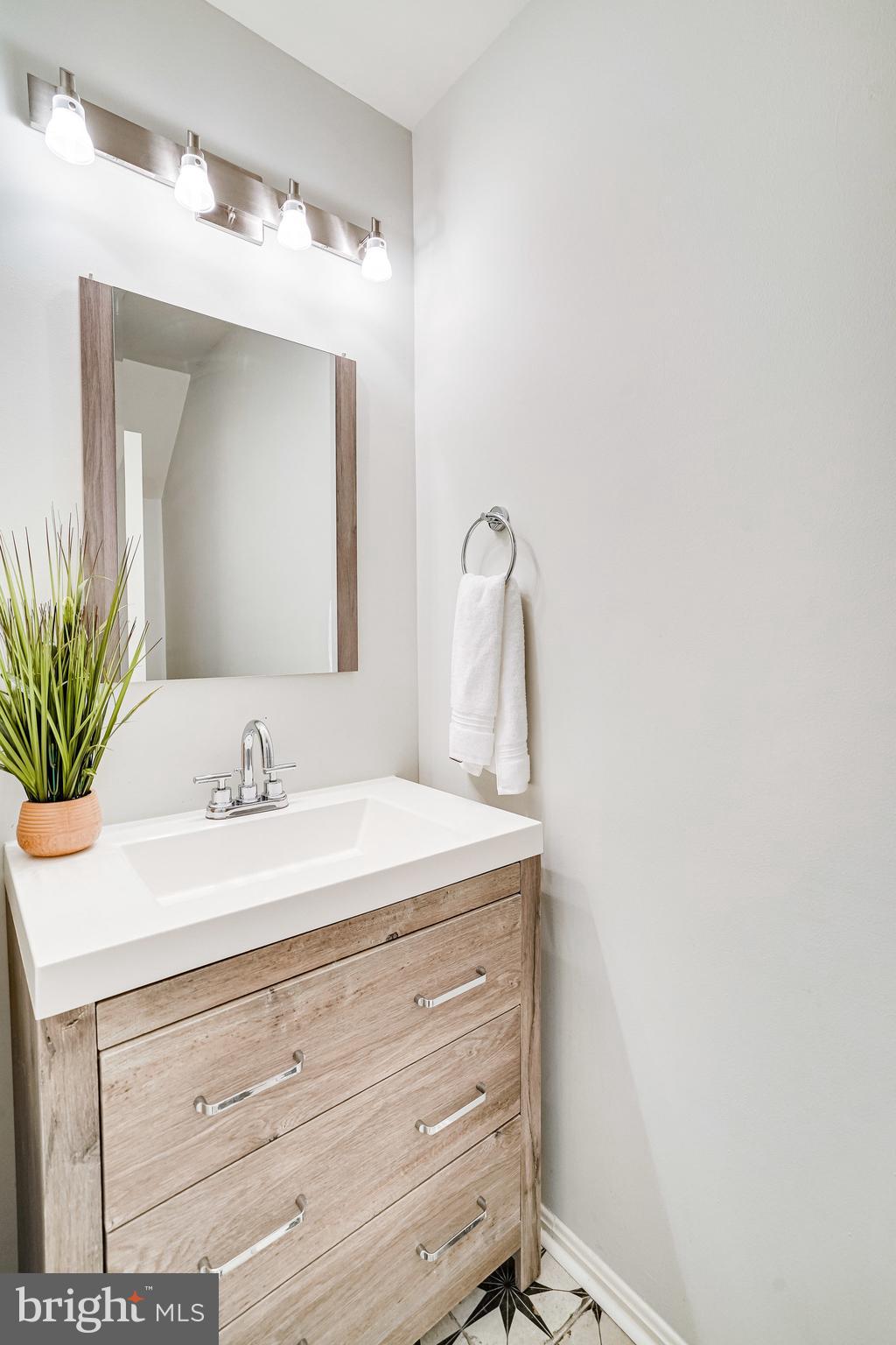 44021 Gala Circle Ashburn, VA 20147 - Photo 6 of 65