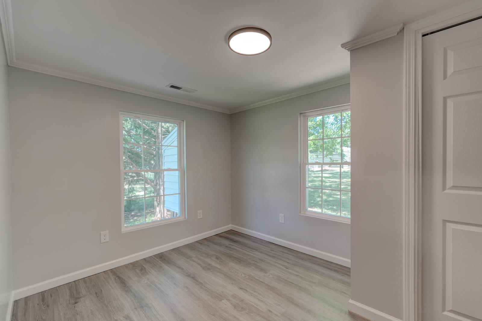 84 North Main Street Inman, SC 29349 - Photo 15 of 28 Gallery Image 15
